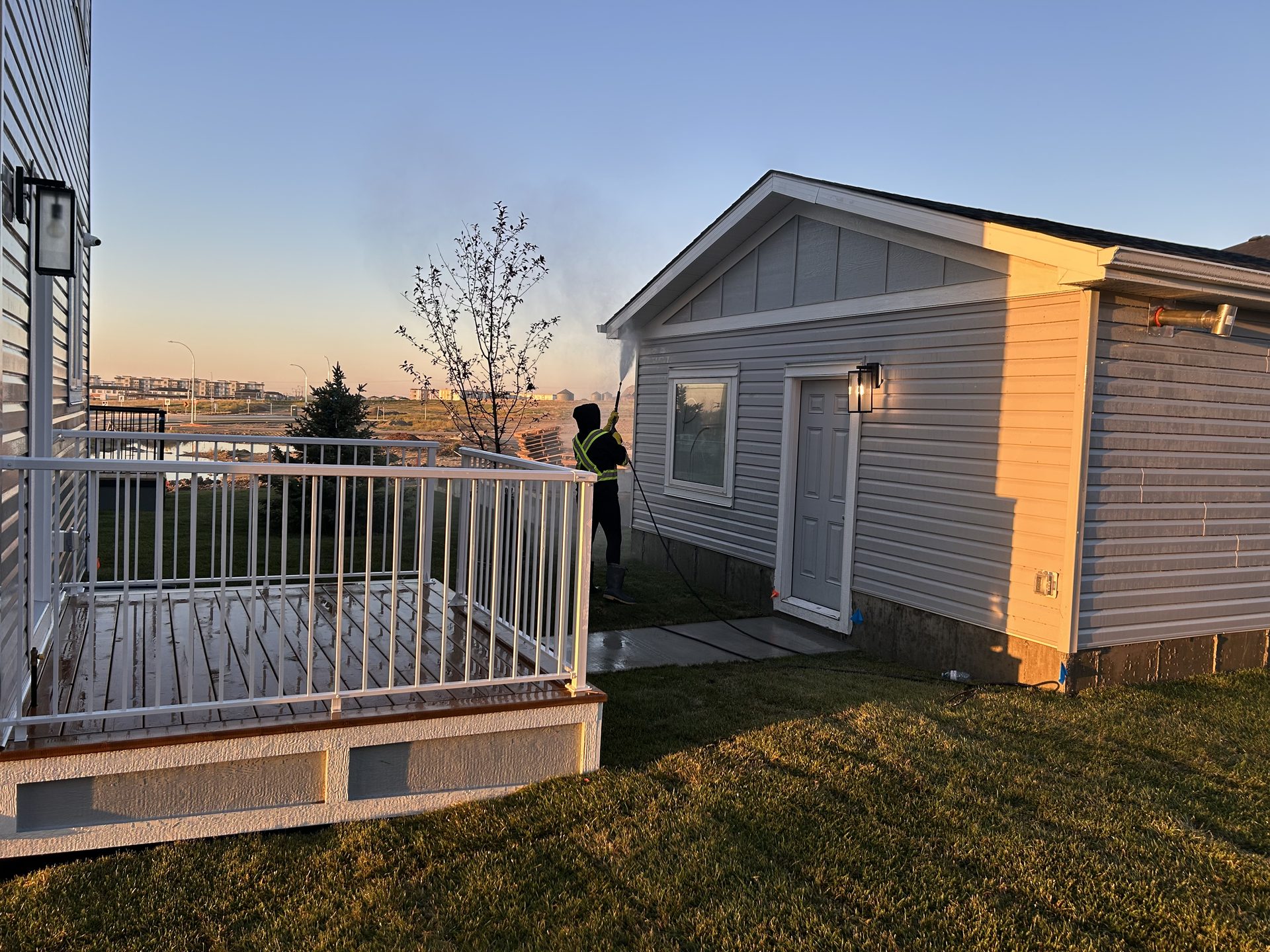 Pressure washing in Calgary